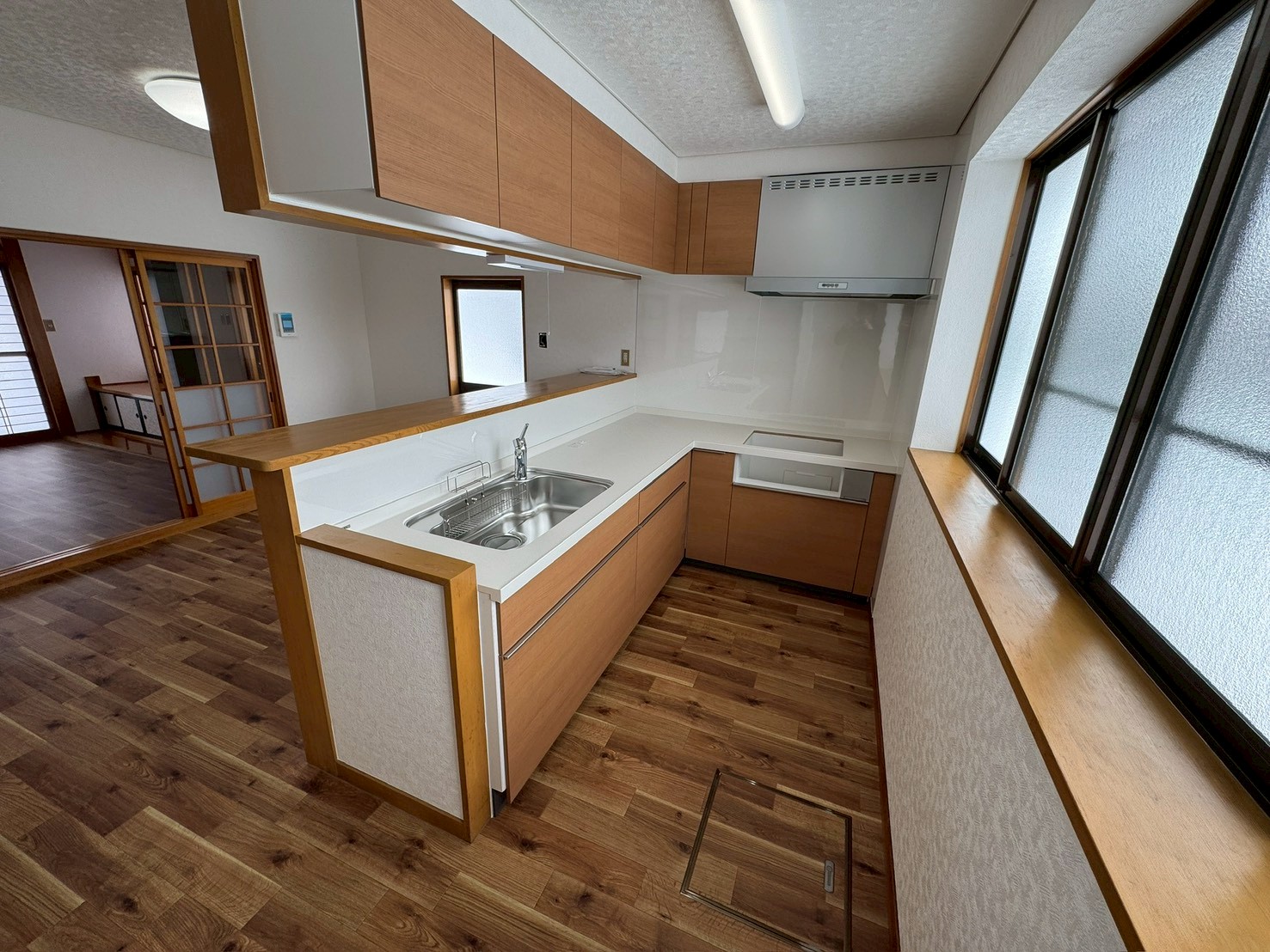 【中古】西村山郡河北町 谷地所岡２丁目 2階建 ８ＳＤＫ