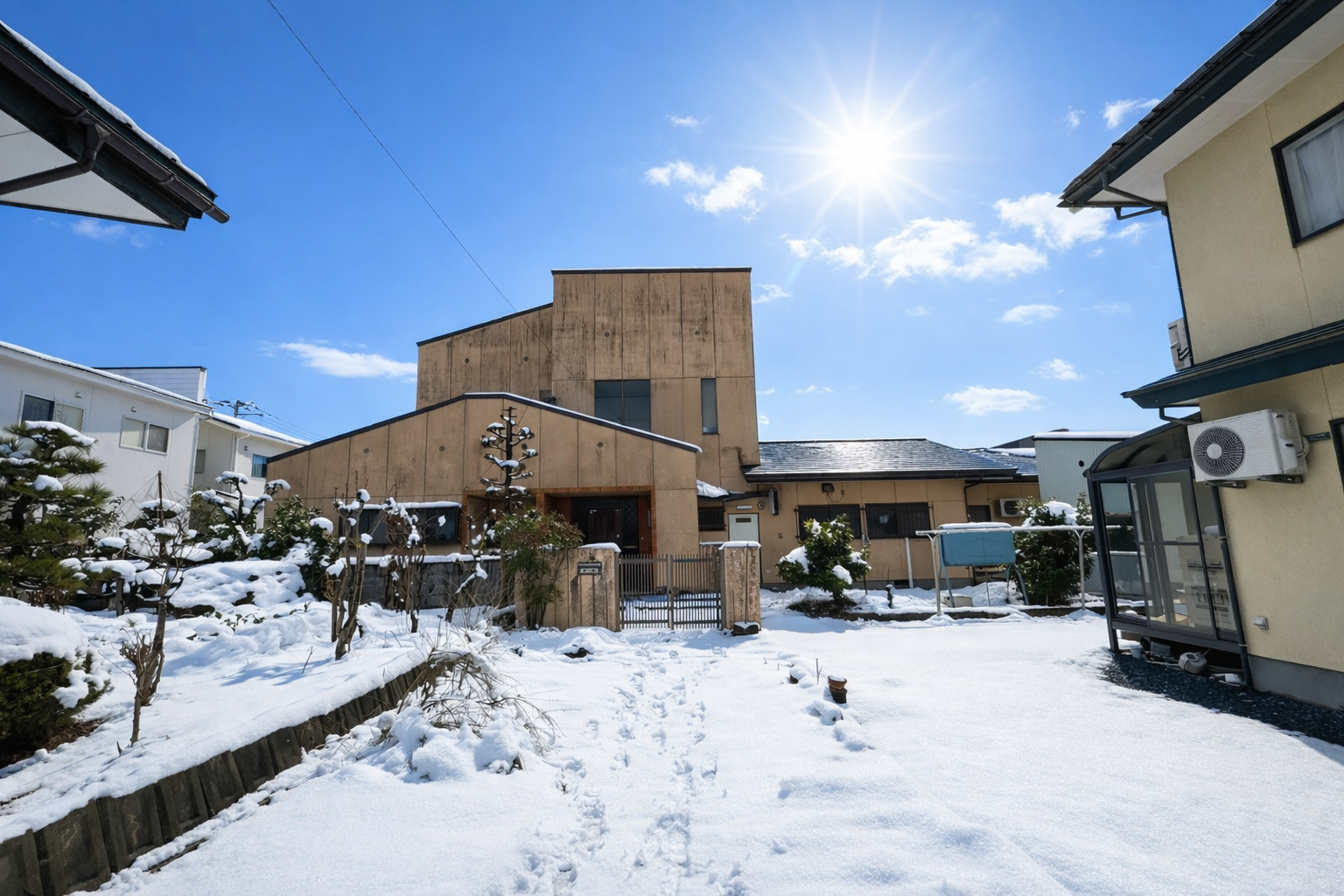 【中古】天童市北久野本 (乱川駅) 2階建 6LDK