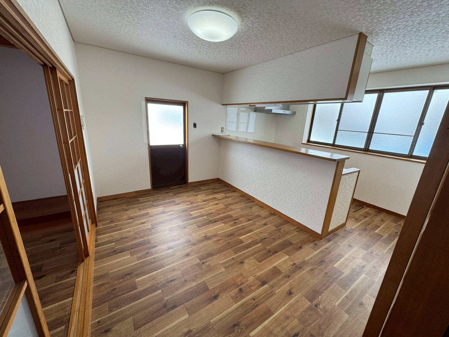 【中古】西村山郡河北町 谷地所岡２丁目 2階建 ８ＳＤＫ